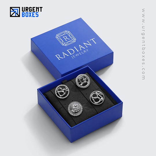 luxury brooch packaging